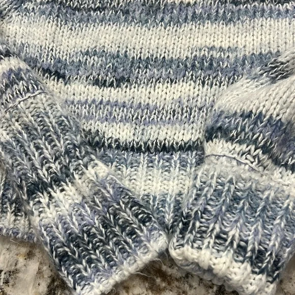 Sweater Cable Knit Blue Wild Fable Crop Winter Fuzzy Cozy Warm Vintage Chunky - Picture 5 of 10